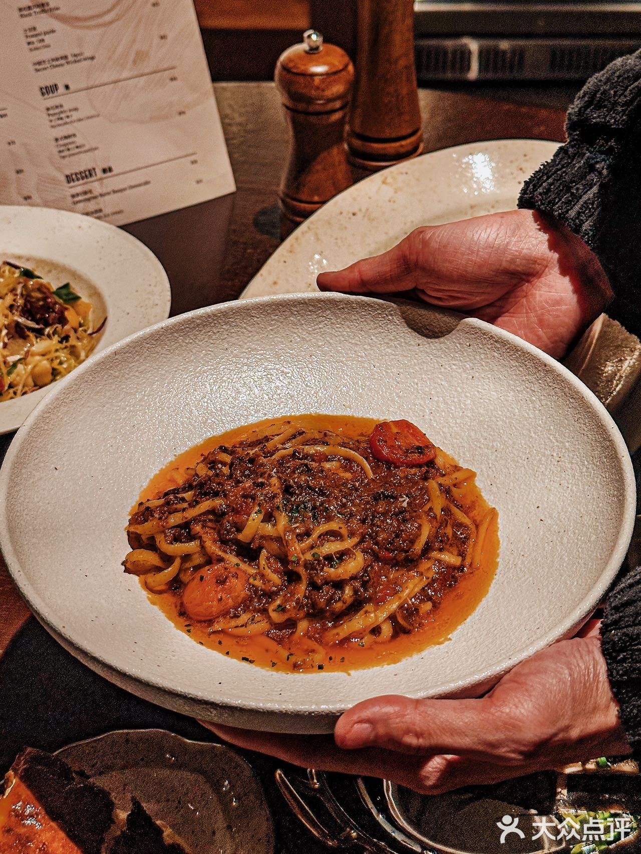 顺德这家约会西餐厅氛围感真的绝美！！🥂