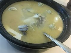 砂锅雅鱼-熊猫主题餐厅