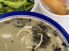 -明呈黄鱼面馆(斜土路店)