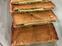 咖椰吐司-HELLO 27 意面·沙拉·帕尼尼