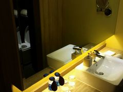 android_upload_pic-西安大雁塔科技大学地铁站亚朵酒店