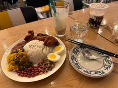 -峇峇娘马来西亚餐厅(望京SOHO店)