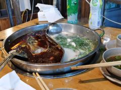 鸳鸯锅-肖肖酸萝卜鱼火锅(总店)