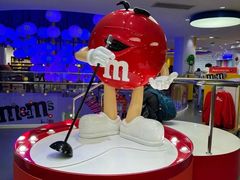 -m豆巧克力世界(上海世茂广场店)