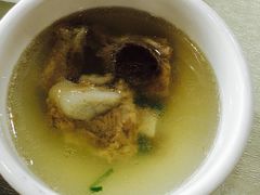 -鲤鱼塘农家山庄