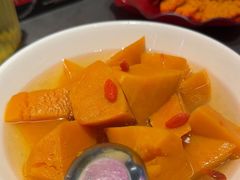 -金鱼盆32年水煮鱼·18秒辣椒炒肉(京西大悦城店)