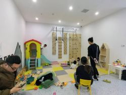 -熊小米专业儿童游泳馆