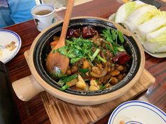 -沙胆彪炭炉牛杂煲(上海日月光广场店)