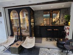 -Double cafe