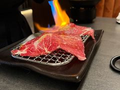 -铭牛烧肉·和牛海鲜自助(高新月牙湖店)