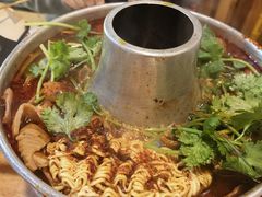 -郑记•不夜城烧烤•龙虾•虾蟹(黄鹤楼店)
