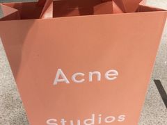 -Acne Studios(芮欧百货店)