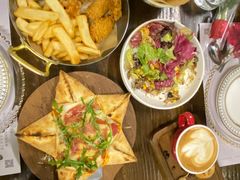 -九月里.自由花园餐厅