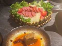 -湊湊火锅·茶憩(杭州湖滨银泰in77店)