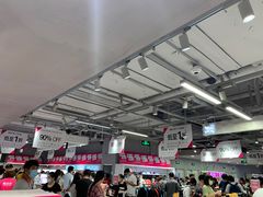 -唯品会(北京国瑞城店)