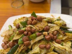 -万里闯关东铁锅炖菜馆(高新旗舰店)