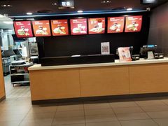 -麦当劳(石坝服务区店)