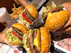 -The Habit Burger Grill 哈比特汉堡(复兴soho店)