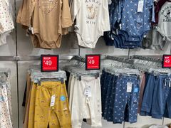 -GAP(王府井奥莱·香江小镇店)