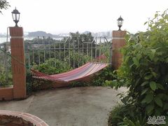 后院的摇床-鼓浪屿琴海庄园海景酒店