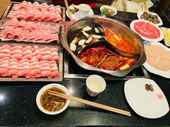 -百年川椒重庆老火锅(光谷店)