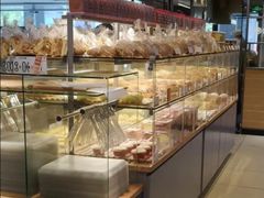 面包柜-BreadTalk面包新语·烘焙蛋糕(中心书城店)