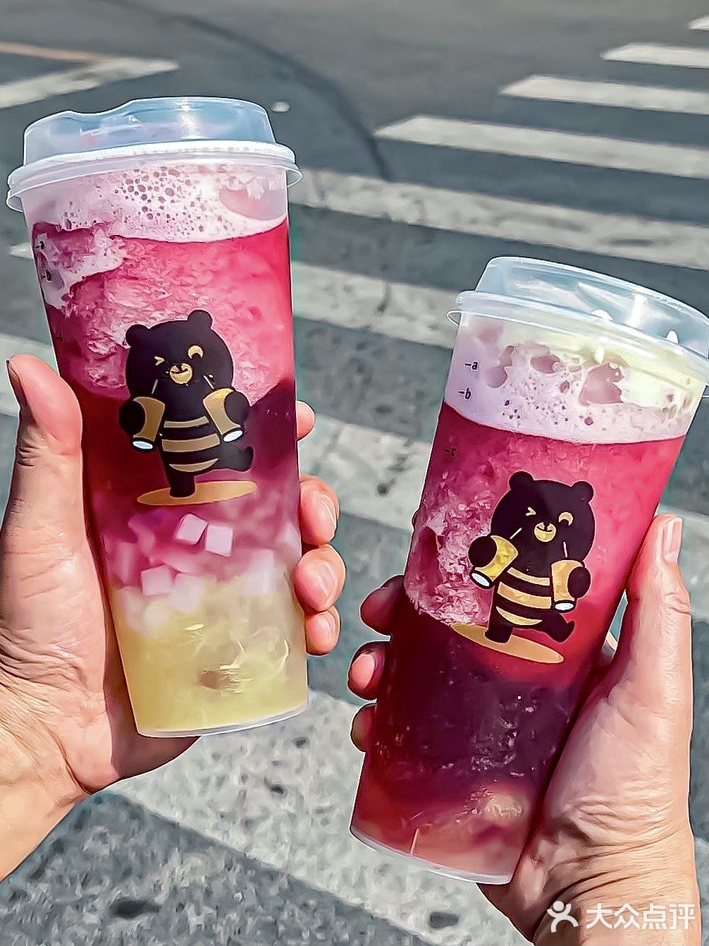 为什么不火！！🔥才10r有整颗葡萄诶！！巨好喝