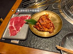 -何发发和牛烧肉·鳗鱼榴莲放题自助(乐峰广场店)