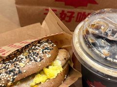 -Tims天好咖啡·贝果(成都东站捷枫店)