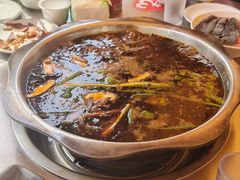 -叶二姐九尺鹅肠火锅(南部新城店)