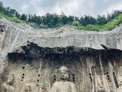 -龙门石窟