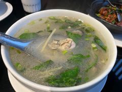 酸菜鲜蚵汤-百家班(市府店)