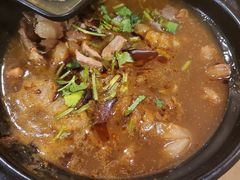 -三鞭一花·独一处·元英砂锅(海光寺店)
