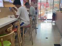 -叶伟胡辣壳面(两路口店)