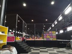 -嘿哟动霸CHUA·新潮玩运动娱乐中心·蹦床滑冰团建乐园