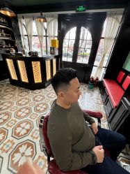 -豪帅男士理容馆