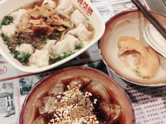 -双燕楼·手工馄饨·汤面小吃(世纪汇店)