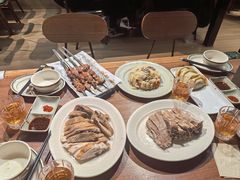 -贯贯吉·清真餐厅(浙江中路店)