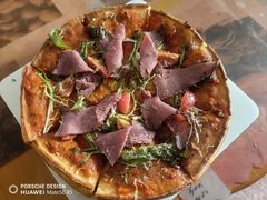 -Dragon Pizza•圆脸龙披萨·牛排餐厅