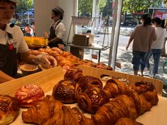 -万利隆·活力烘焙(人民路店)