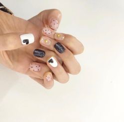 -Pink You美甲美睫纹绣定制中心