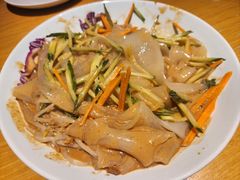 -关东小磨东北菜(上海长风大悦城店)