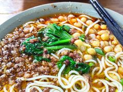豌杂米粉-丁丁猫重庆小面(徐州路店)