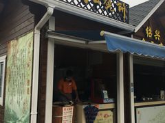 -平望服务区·停车场