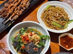 -琥珀老六龙虾(四里河店)