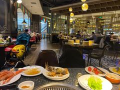 大堂-钱小奴海鲜自助黑金店(杭州滨江龙湖店)