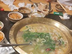 -顶顶汤火牛排火锅·经典铜锅涮肉