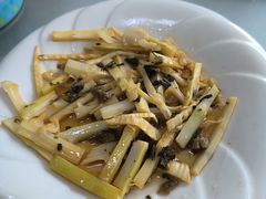-天乐农家鱼头王(天目湖店)