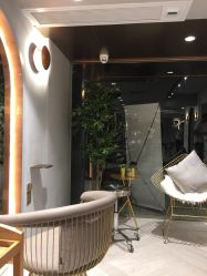 -苏豪路易士·嘉玛发廊