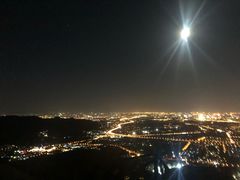-鬼笑石后山停车场